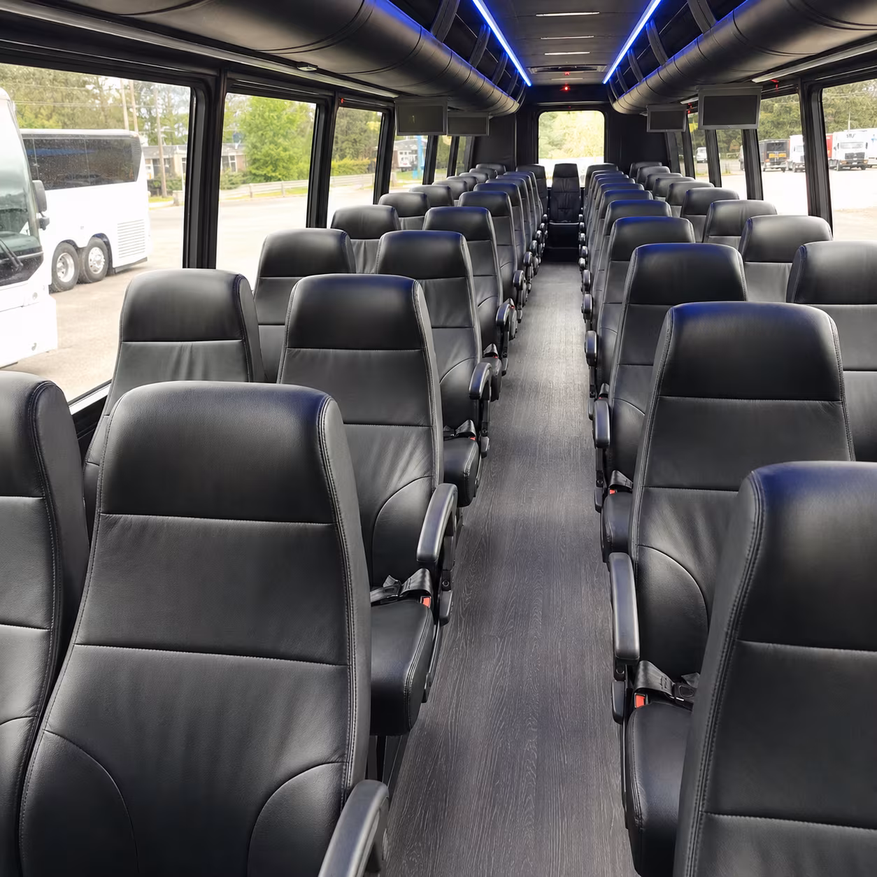 how is a bus rental actually priced in st petersburg is it by the hour the mile or what