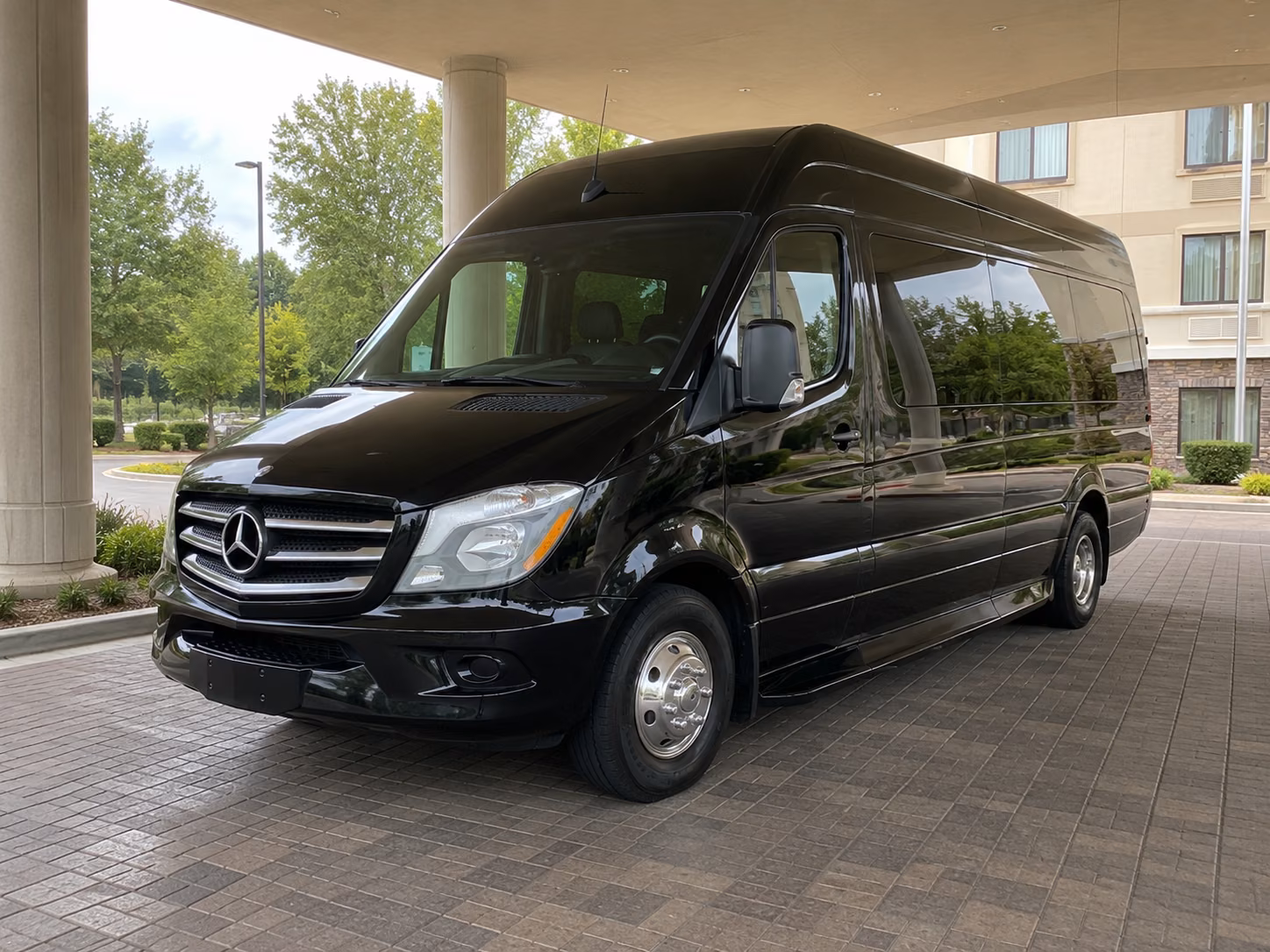 st petersburg sporting event transportation onboard seating