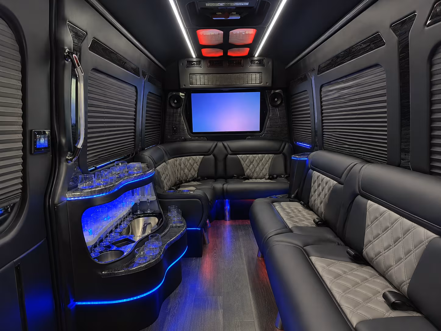 st petersburg to nashville weekend group bus rentals and multi day itineraries