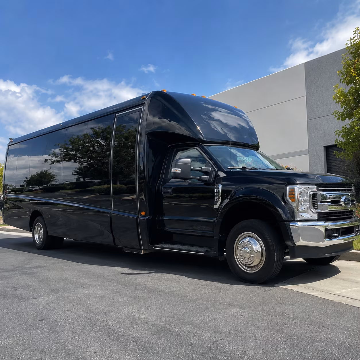 youth sports team bus rentals for tournaments in st petersburg and pinellas county